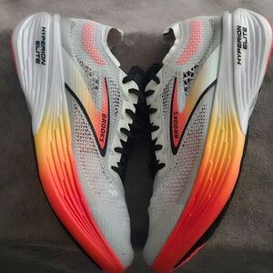 Brooks Hyperion Elite Gradient Running Shoes